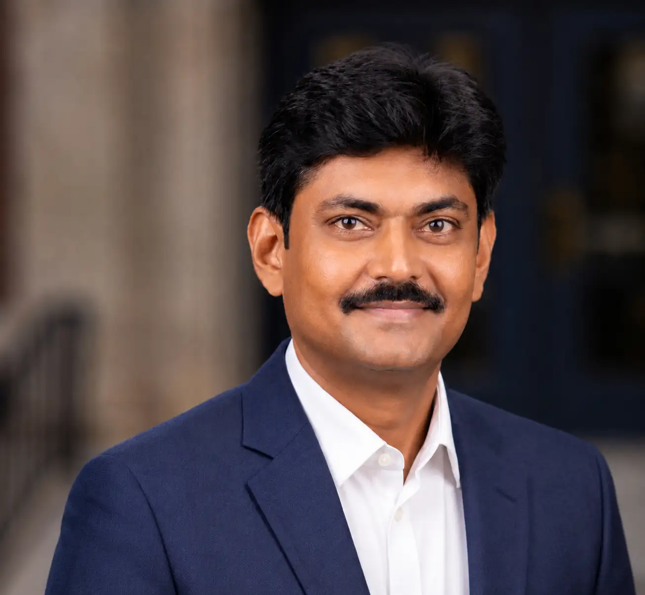 Portrait of Rajkumar Mouttou, Computer Science and Generative AI mentor at mystudify